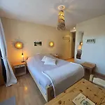 Hotel La Maison Creperie-bar-hotel 2*