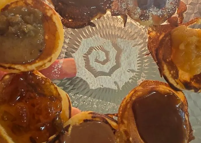 Hotel La Maison Creperie-bar-hotel 2*